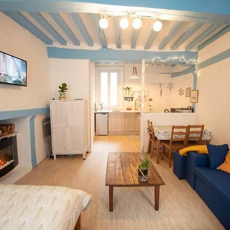 דייפ Blue Appartment With A Fireplace מראה חיצוני תמונה